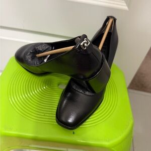 Elegant Black Women's Shoes